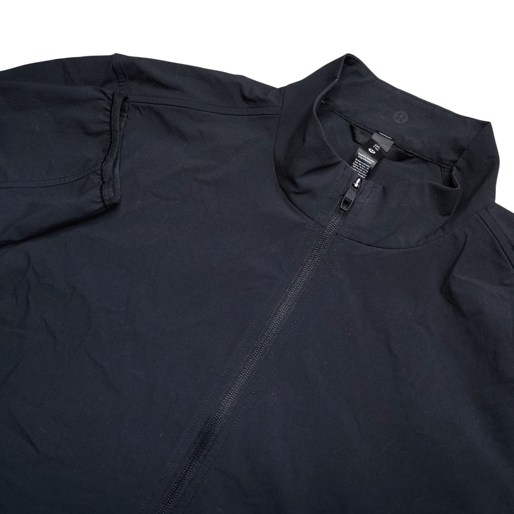 Lululemon Lightweight Stretch Jacket Mens XXL Black Mock Neck Athletic LM4ARMS